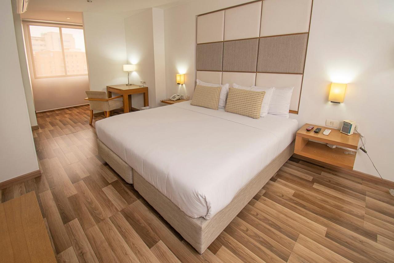 Hotel Cosmos Cali Extérieur photo