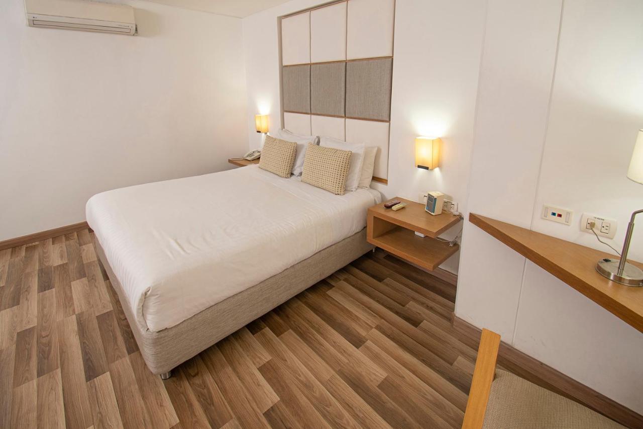 Hotel Cosmos Cali Extérieur photo
