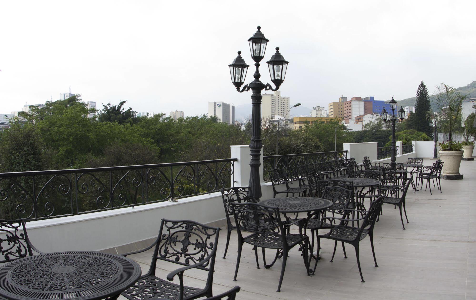 Hotel Cosmos Cali Extérieur photo