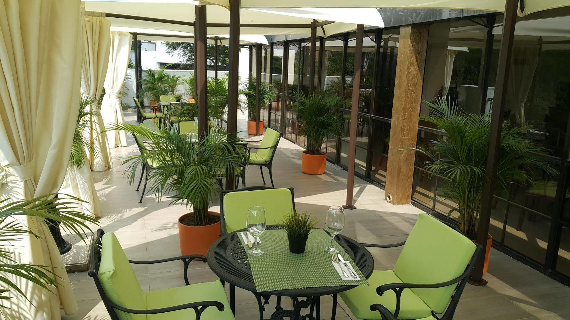 Hotel Cosmos Cali Extérieur photo