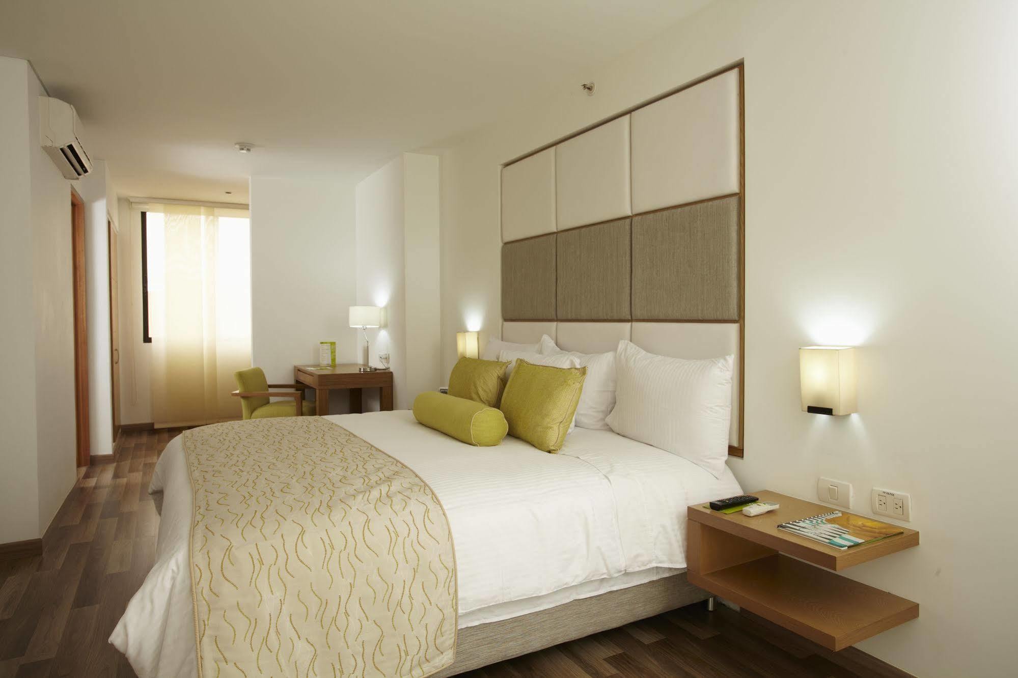 Hotel Cosmos Cali Extérieur photo